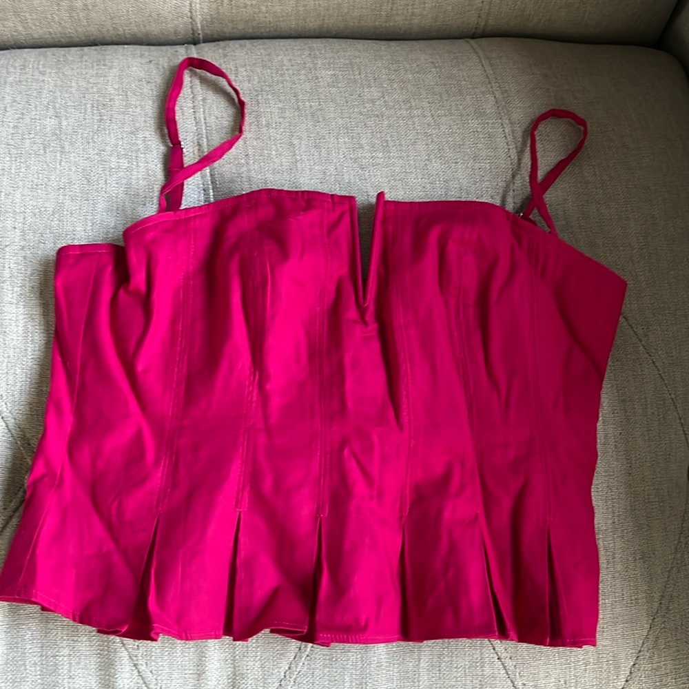REFORMATION. Shia fuschia cropped top. Worn once size 2